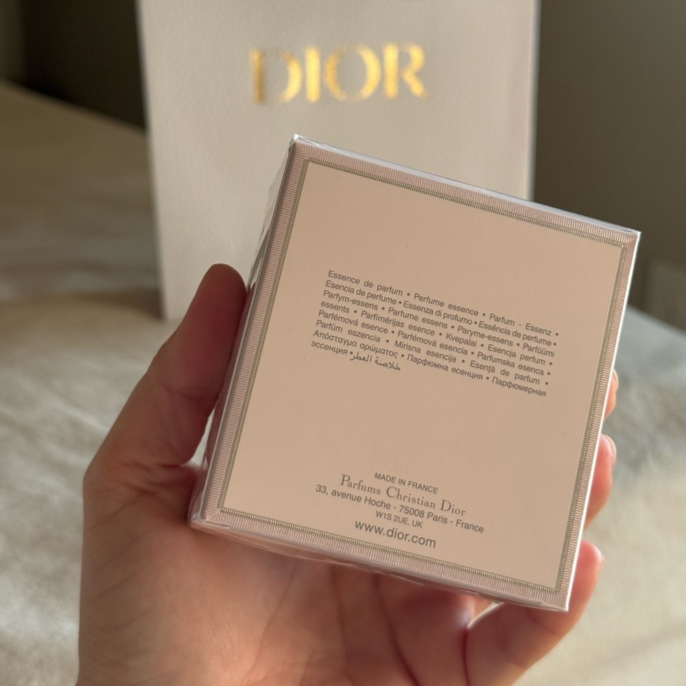 Dior Miss Dior Essence 50ml - Picture 4 of 5